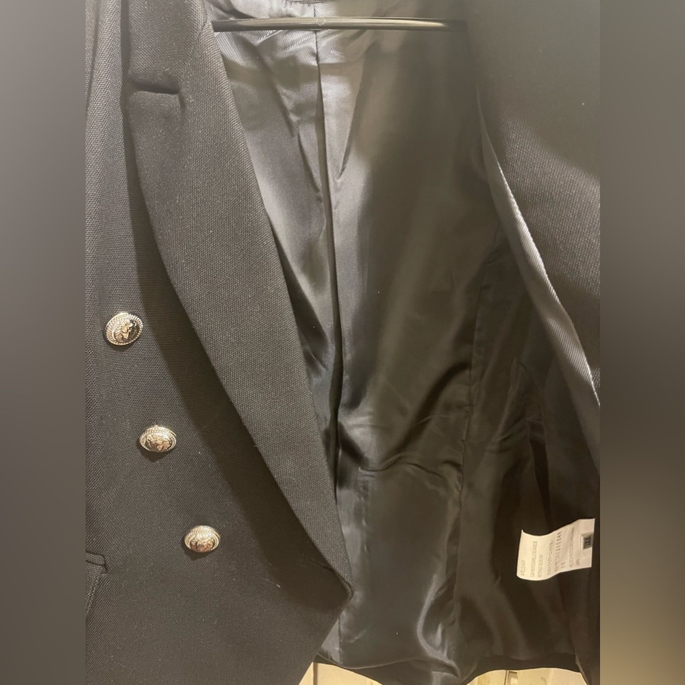 Blazer - Picture 2 of 5